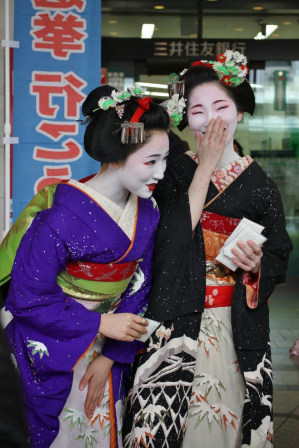Памятка по истории японского костюма: гейши и компания, фото № 10