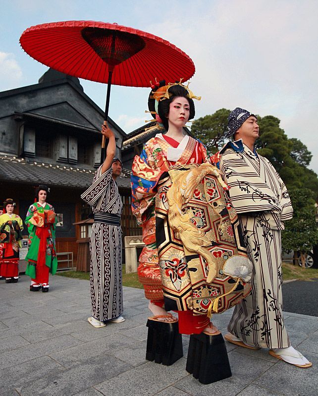 Памятка по истории японского костюма: гейши и компания, фото № 4