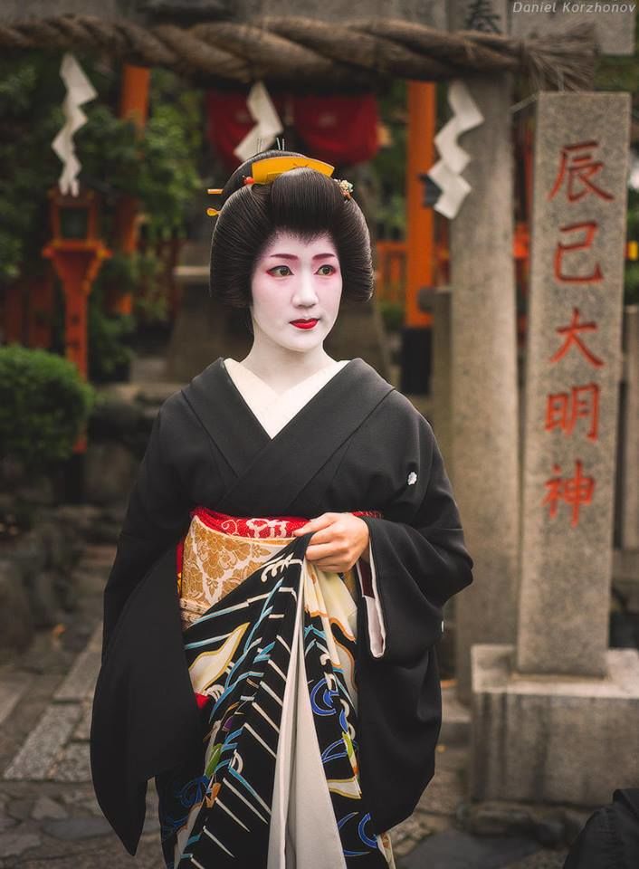 Памятка по истории японского костюма: гейши и компания, фото № 1