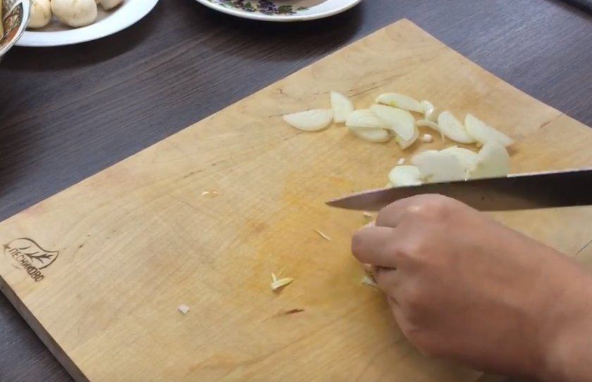 С курицей и овощами 