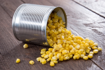 Какова польза и вред консервированной кукурузы, как выбрать качественную?
