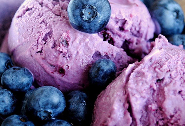 Черничное мороженое на фруктозе