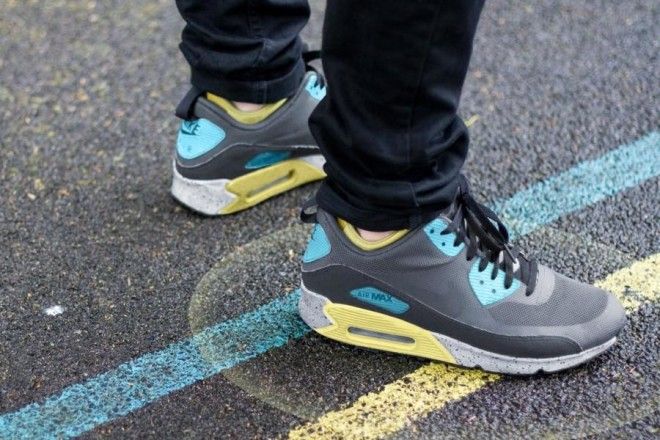 Роликовые кроссовки от Skechers