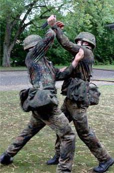 соревнования по армейскому рукопашному бою